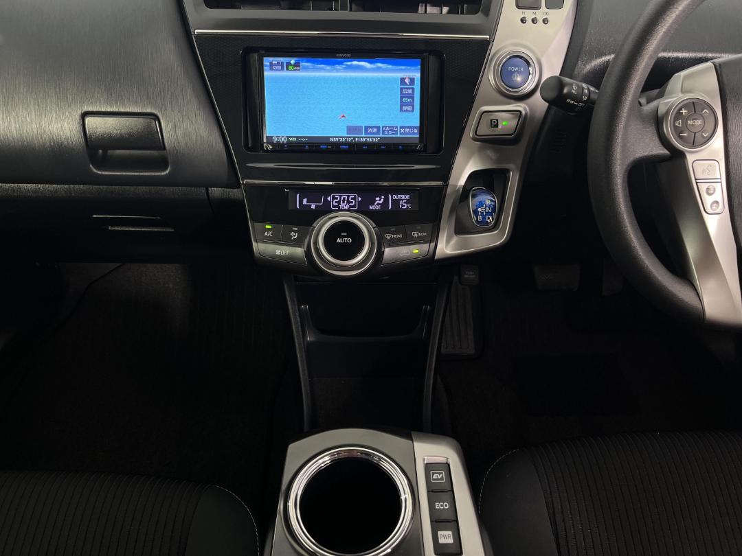 Photo '18' of Toyota Prius