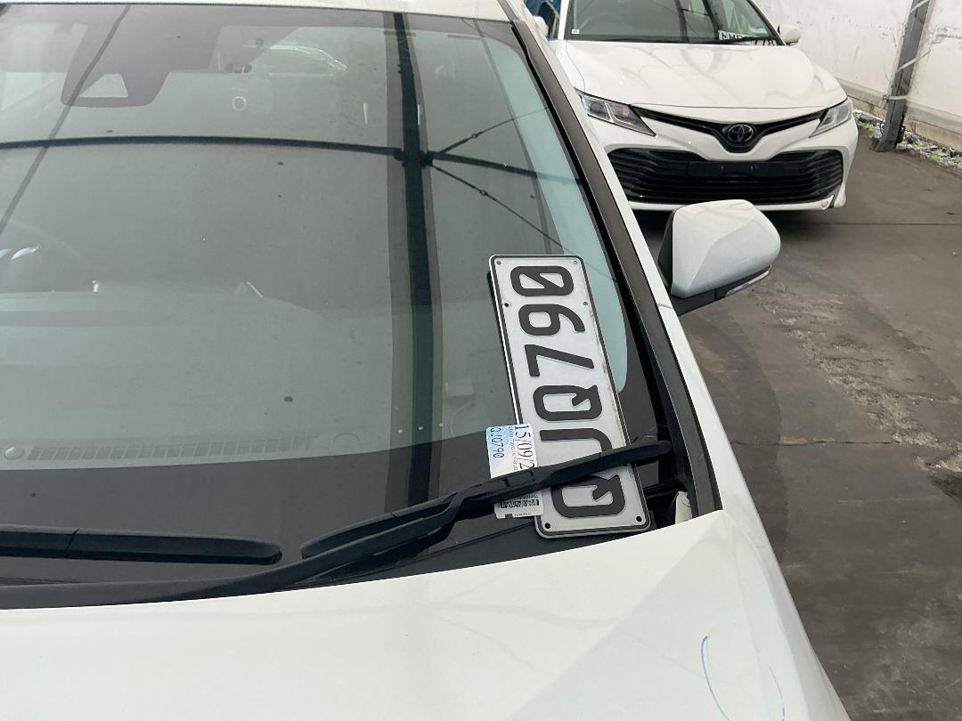 Photo '14' of Toyota Prius Phev Photo '14' of Toyota Prius Phev