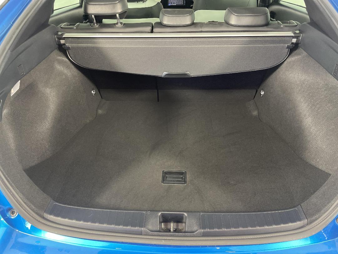 Photo '14' of Toyota Prius