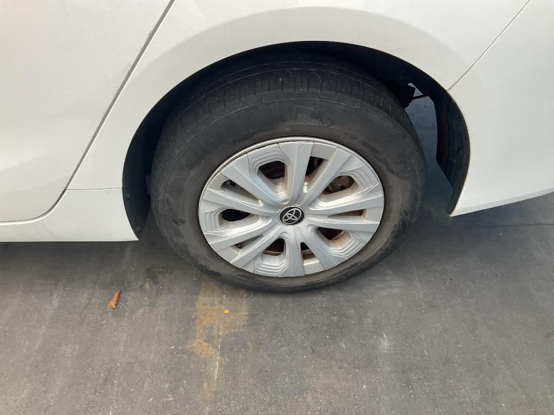 Photo '16' of Toyota Prius Photo '16' of Toyota Prius