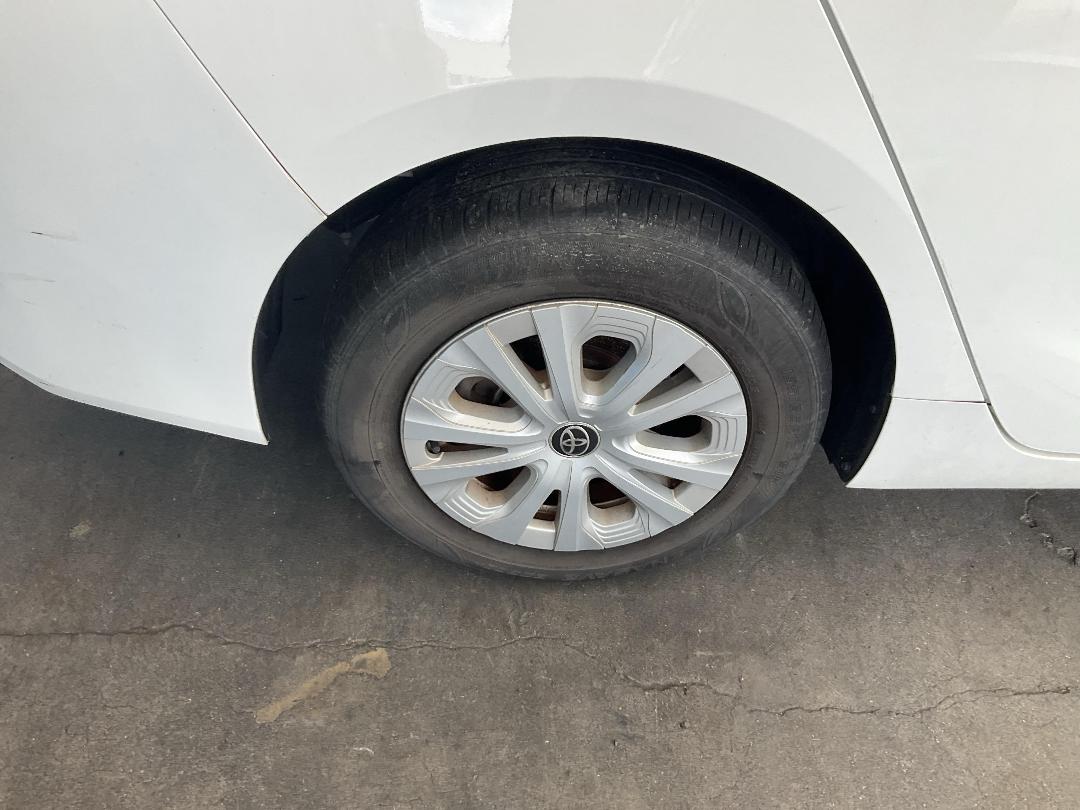 Photo '20' of Toyota Prius Photo '20' of Toyota Prius