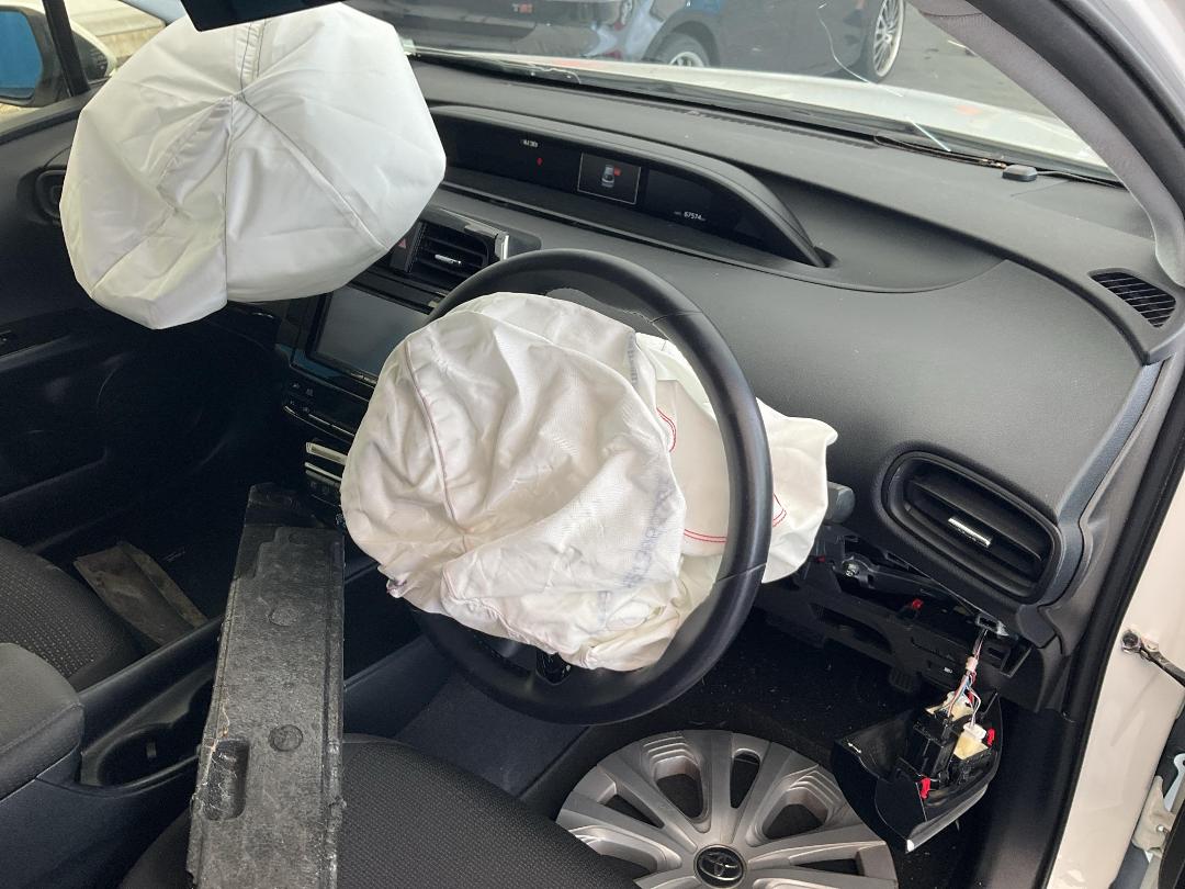 Photo '23' of Toyota Prius Photo '23' of Toyota Prius