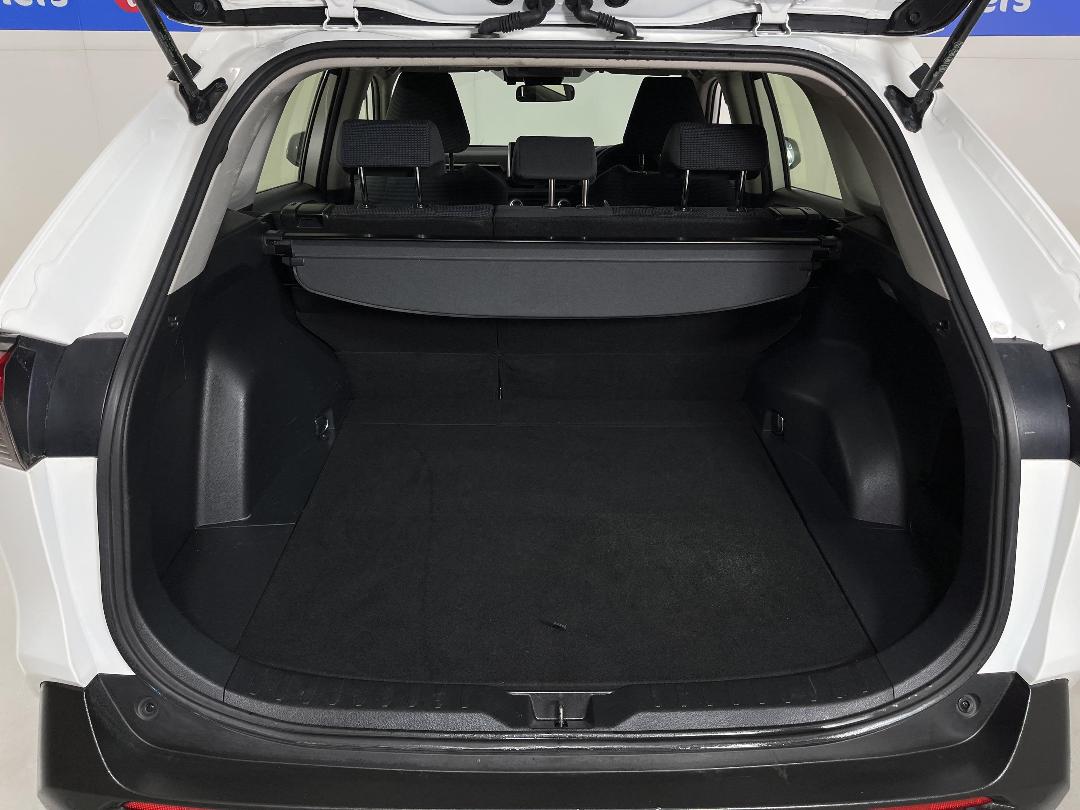 Photo '14' of Toyota Rav4