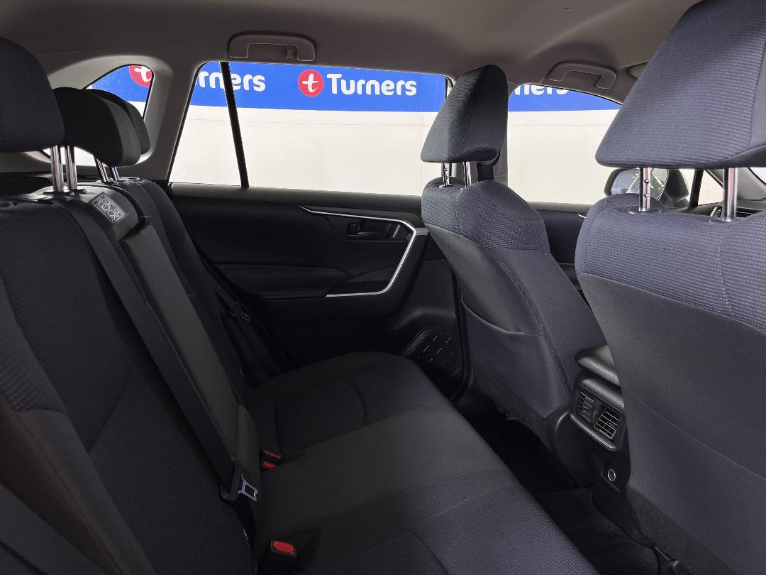 Photo '20' of Toyota Rav4