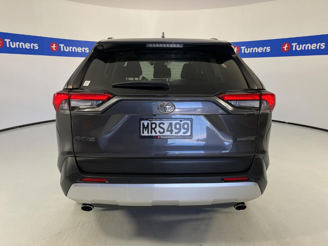 Photo '6' of Toyota Rav4