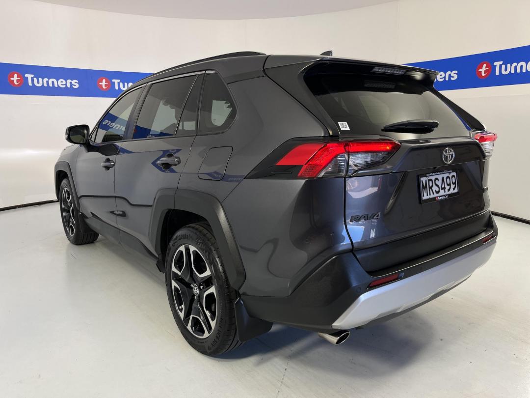 Photo '5' of Toyota Rav4