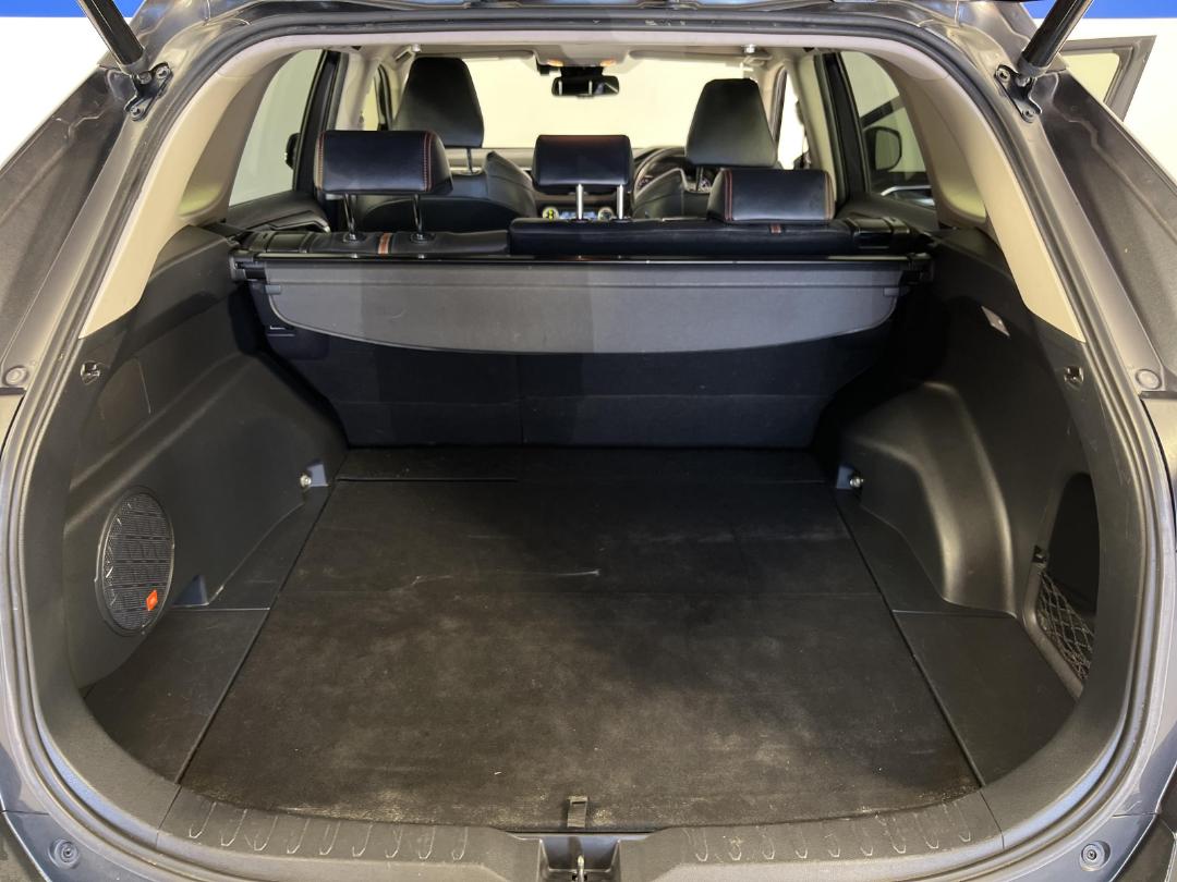 Photo '14' of Toyota Rav4