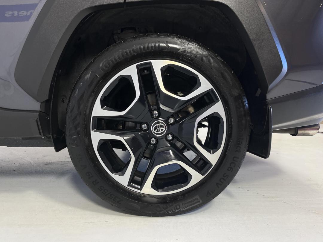 Photo '11' of Toyota Rav4