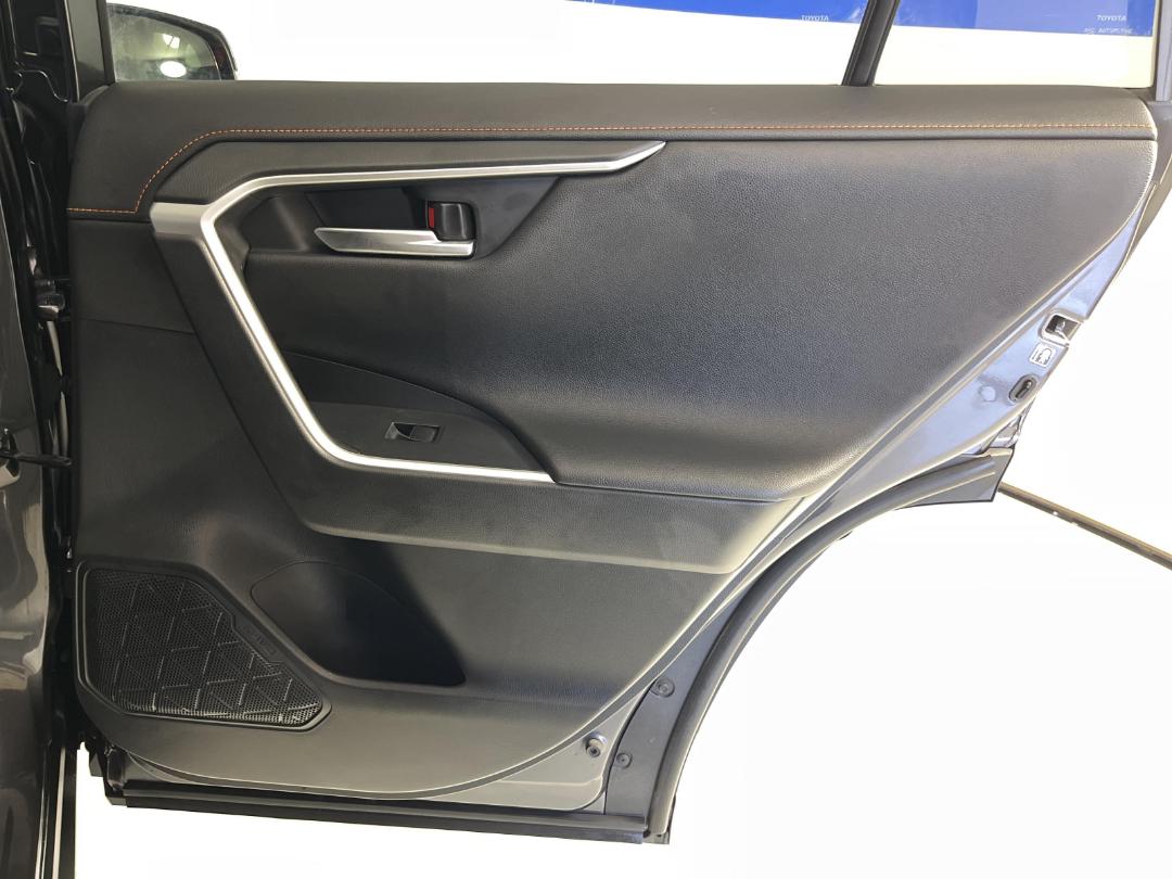 Photo '19' of Toyota Rav4