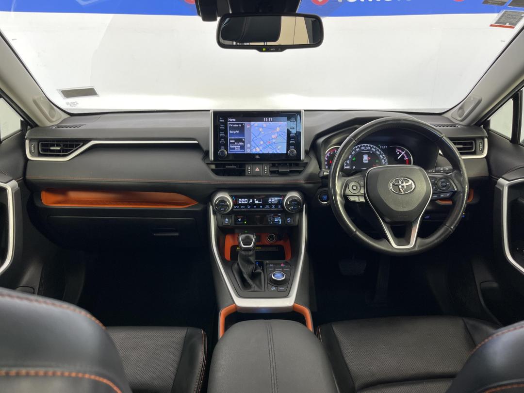 Photo '17' of Toyota Rav4