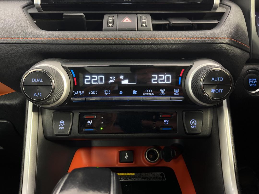 Photo '29' of Toyota Rav4