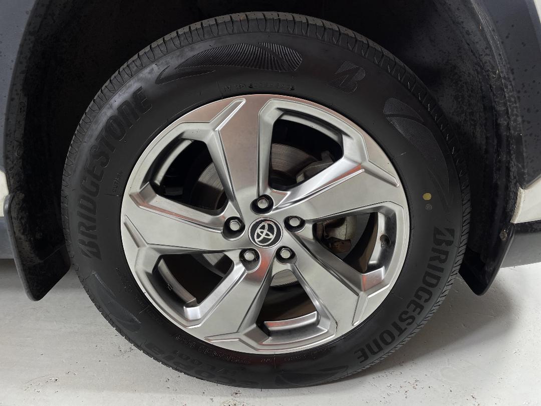 Photo '9' of Toyota Rav4