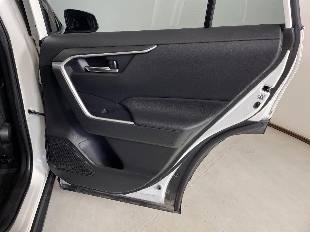 Photo '19' of Toyota Rav4