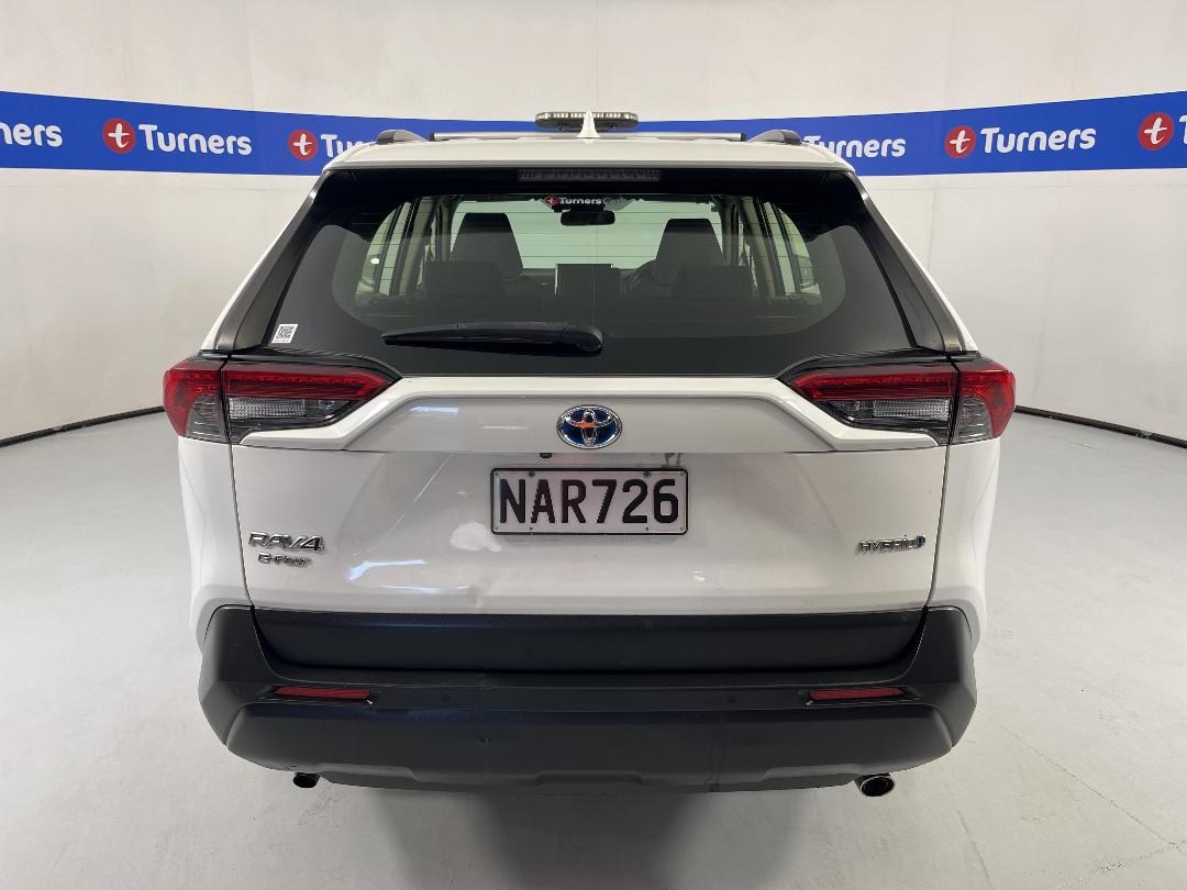 Photo '6' of Toyota Rav4