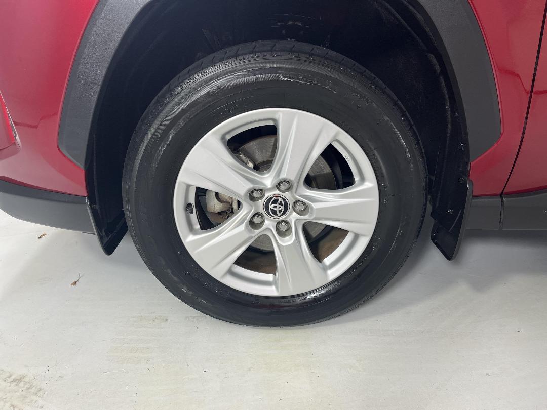 Photo '10' of Toyota Rav4