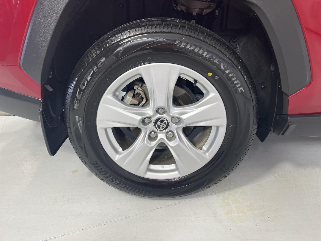 Photo '12' of Toyota Rav4