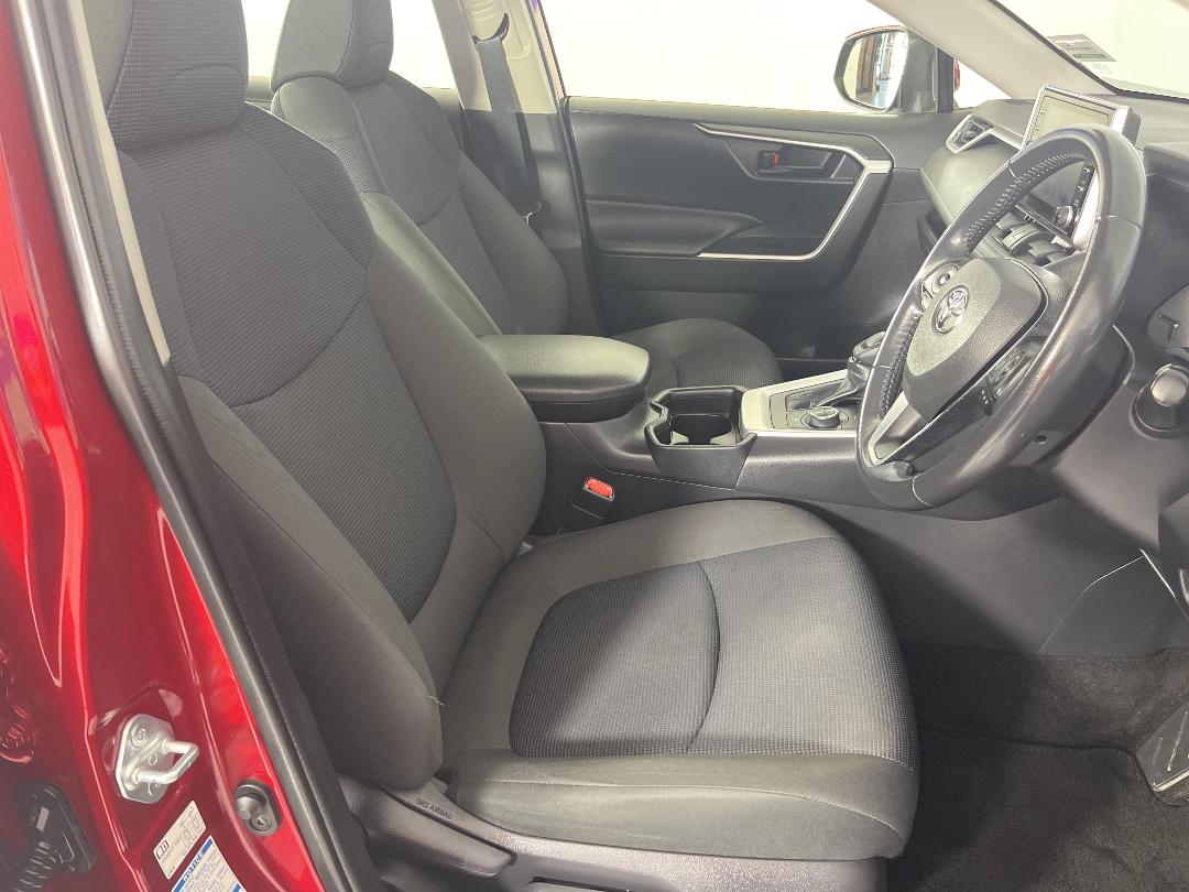 Photo '16' of Toyota Rav4