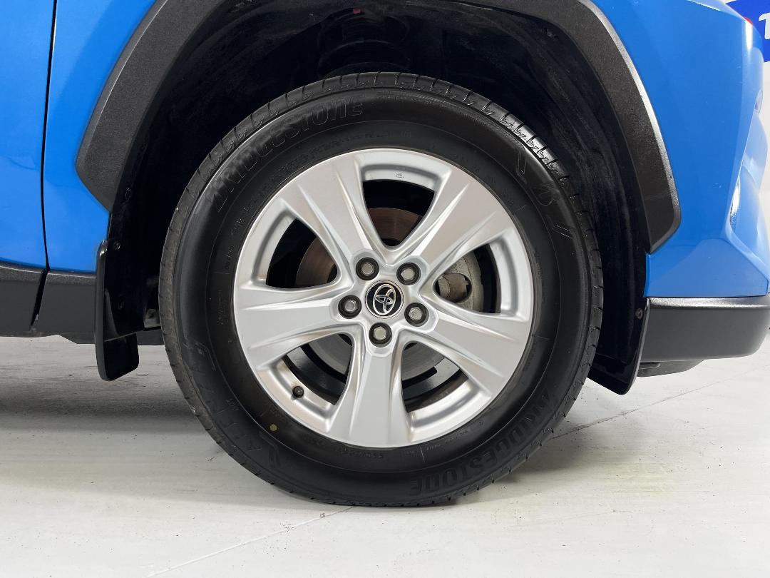 Photo '9' of Toyota Rav4