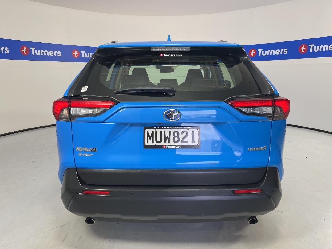 Photo '6' of Toyota Rav4