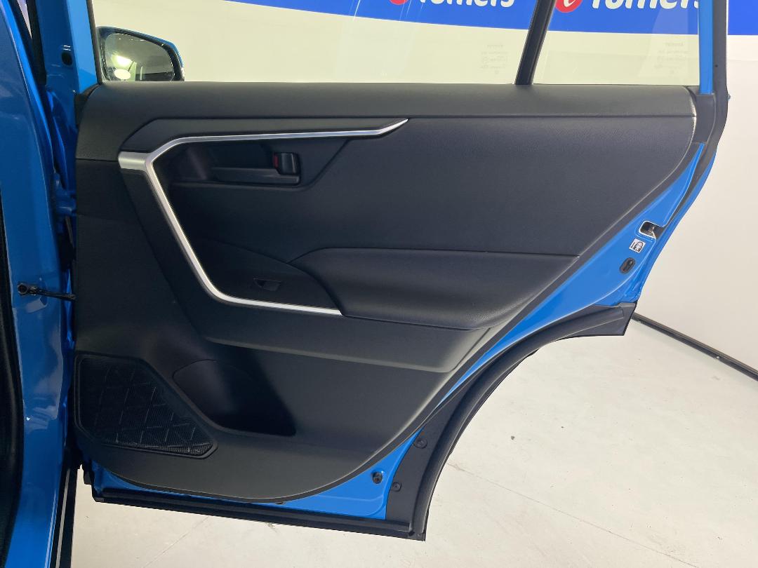 Photo '19' of Toyota Rav4