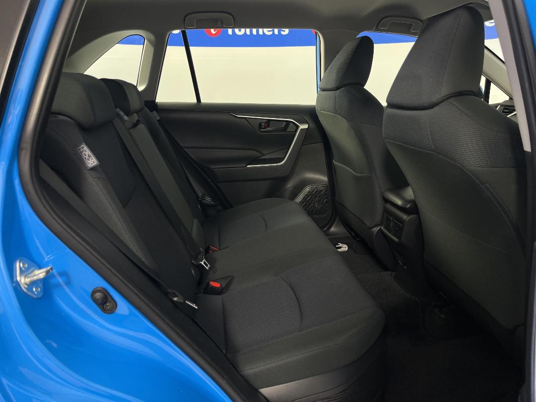 Photo '20' of Toyota Rav4