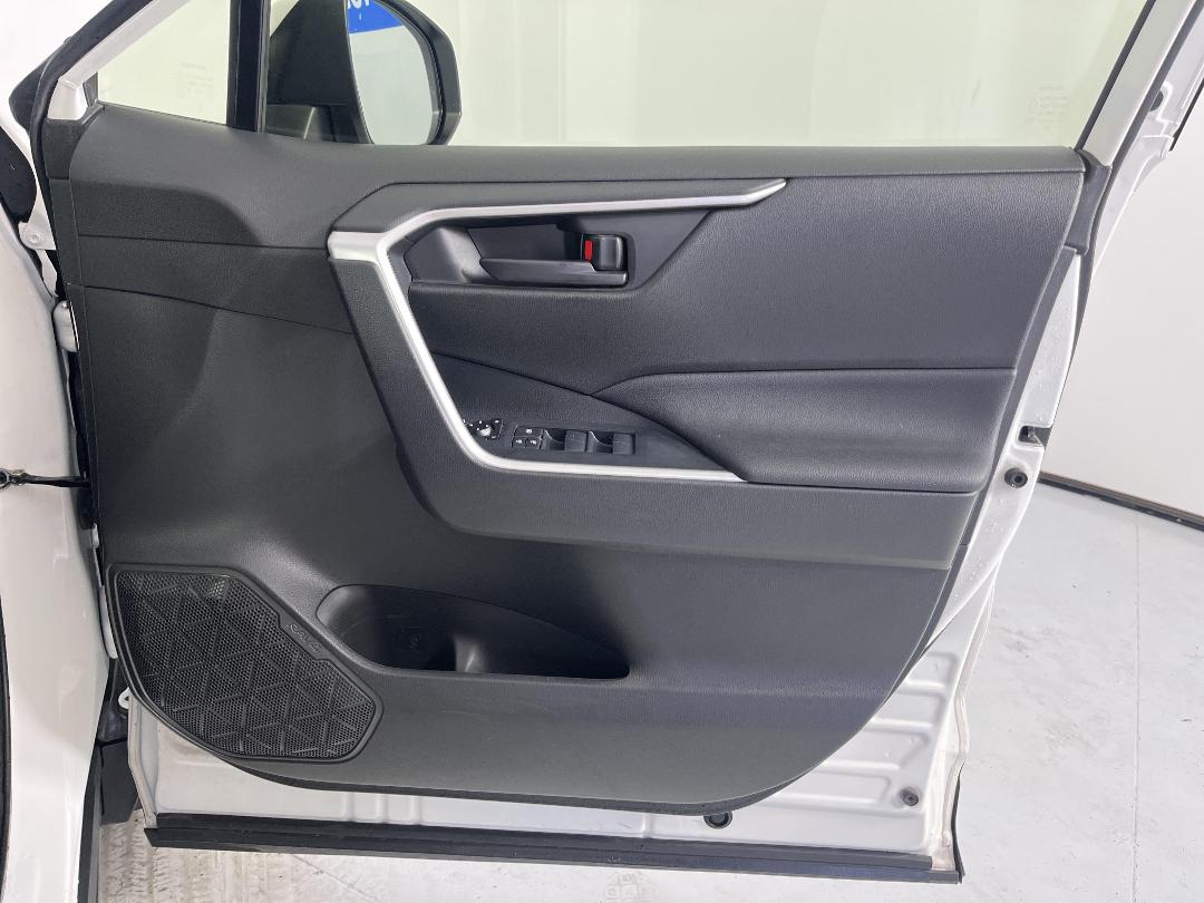 Photo '15' of Toyota Rav4 Photo '15' of Toyota Rav4