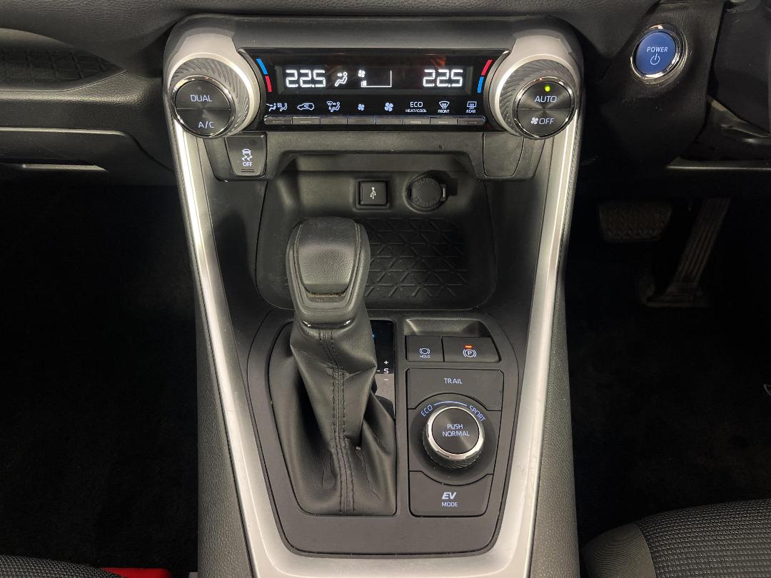 Photo '18' of Toyota Rav4 Photo '18' of Toyota Rav4