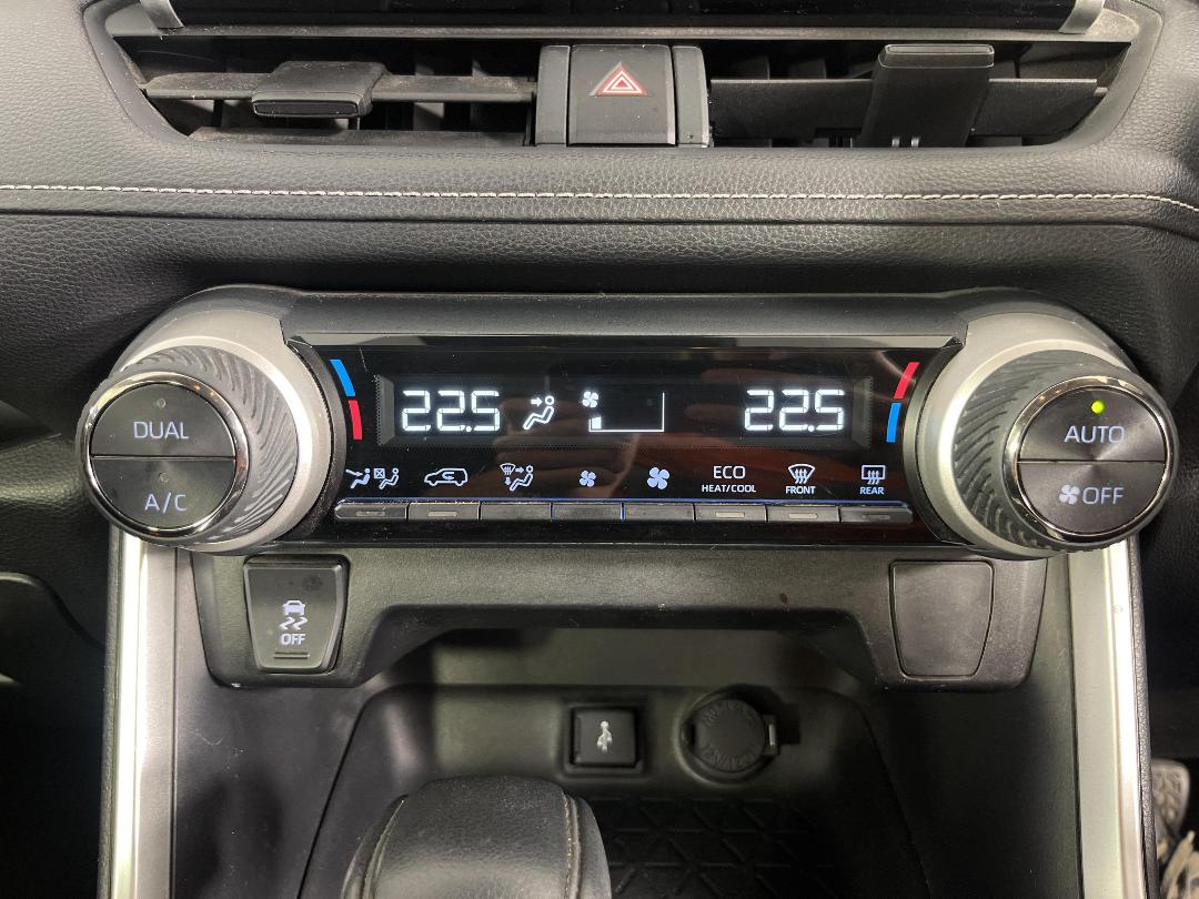 Photo '28' of Toyota Rav4 Photo '28' of Toyota Rav4