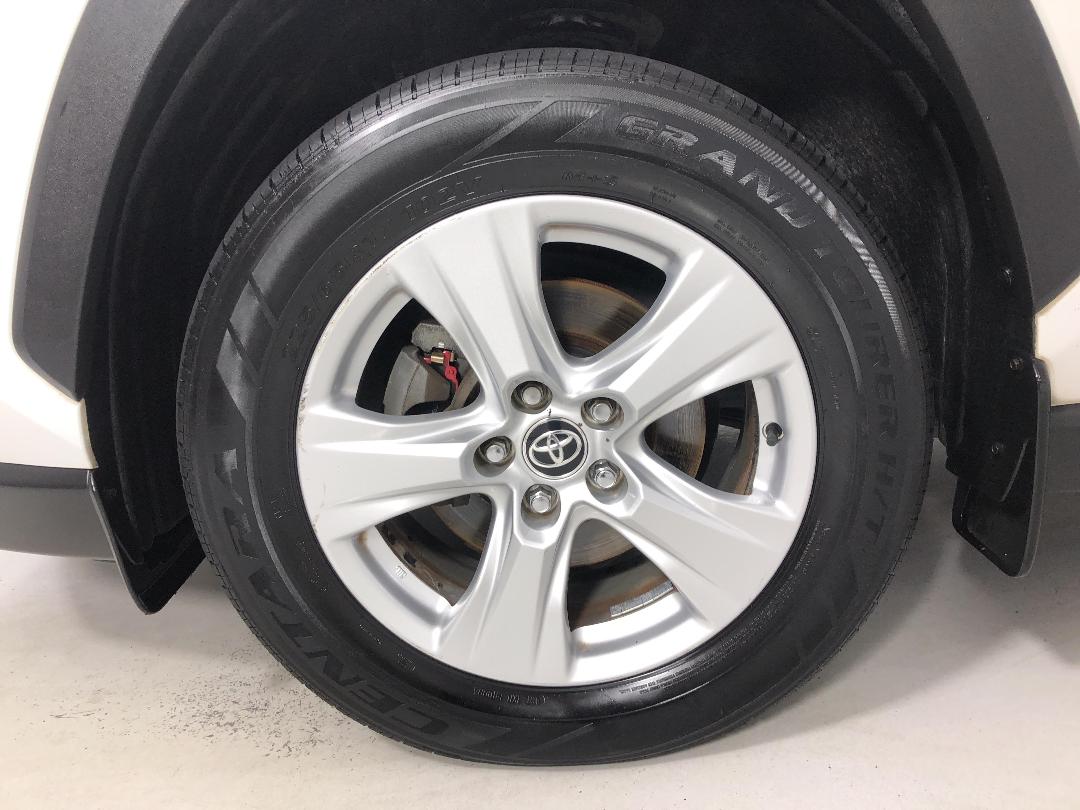 Photo '10' of Toyota Rav4 Photo '10' of Toyota Rav4