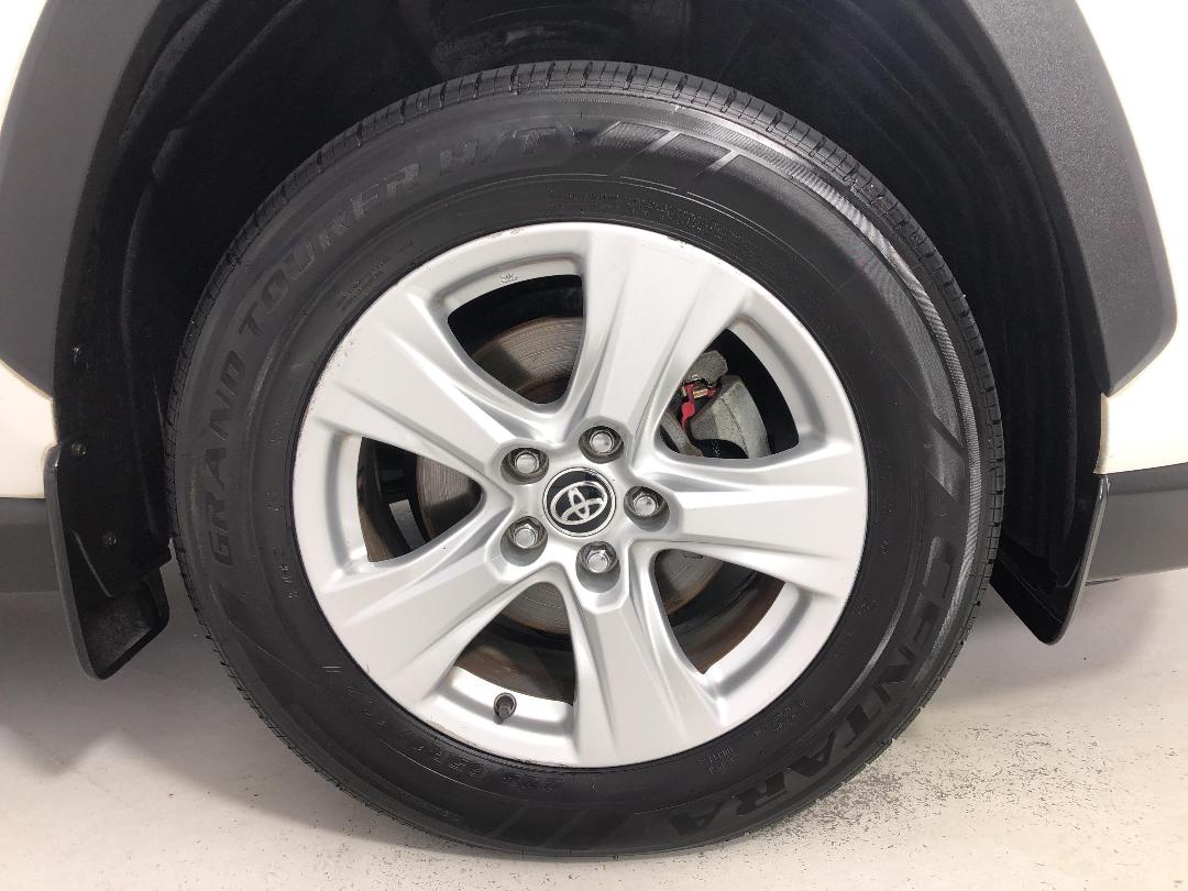 Photo '9' of Toyota Rav4 Photo '9' of Toyota Rav4