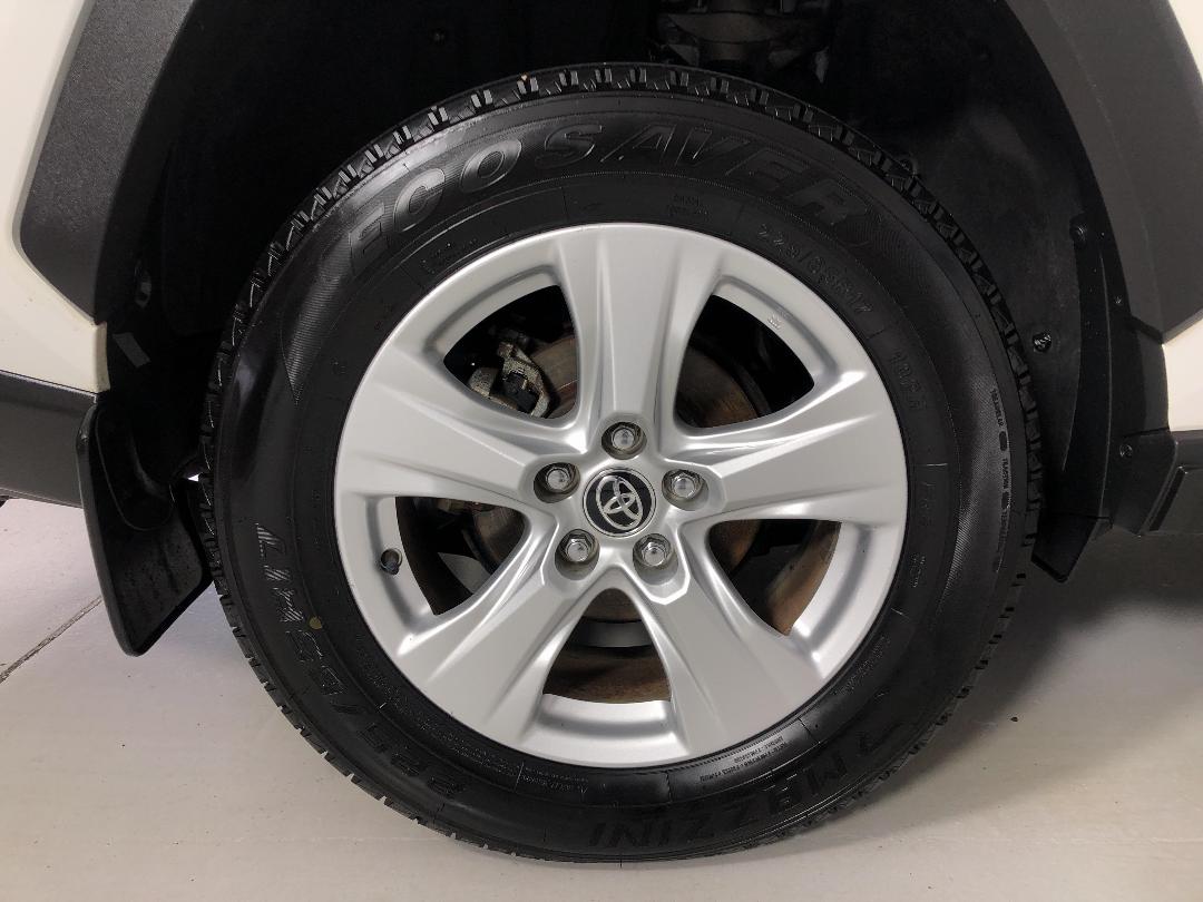 Photo '12' of Toyota Rav4 Photo '12' of Toyota Rav4