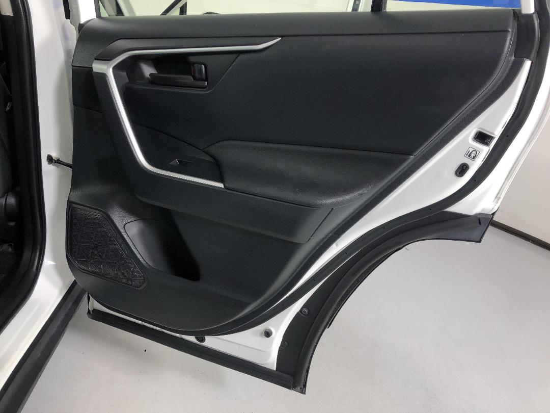 Photo '19' of Toyota Rav4 Photo '19' of Toyota Rav4