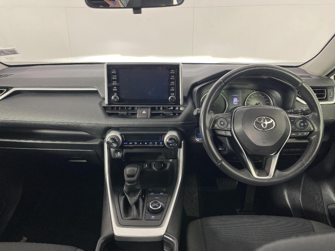 Photo '17' of Toyota Rav4