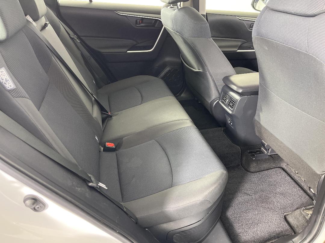 Photo '20' of Toyota Rav4