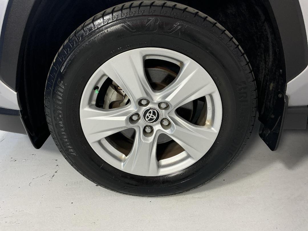 Photo '10' of Toyota Rav4 Photo '10' of Toyota Rav4