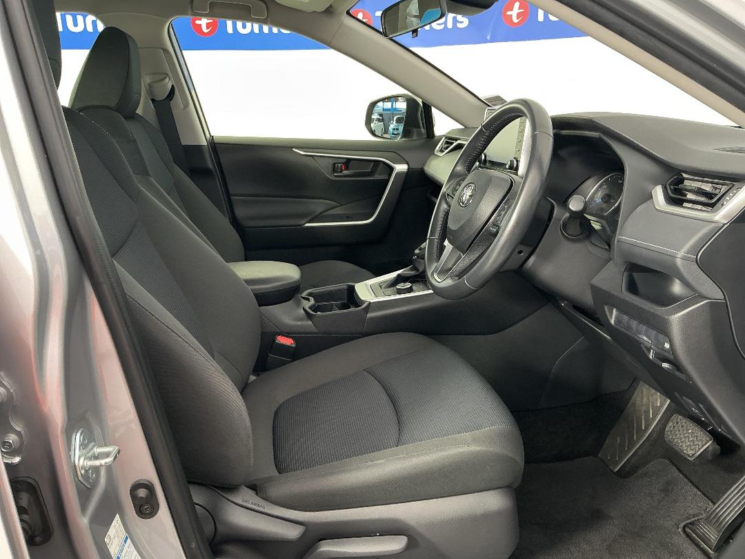 Photo '16' of Toyota Rav4 Photo '16' of Toyota Rav4