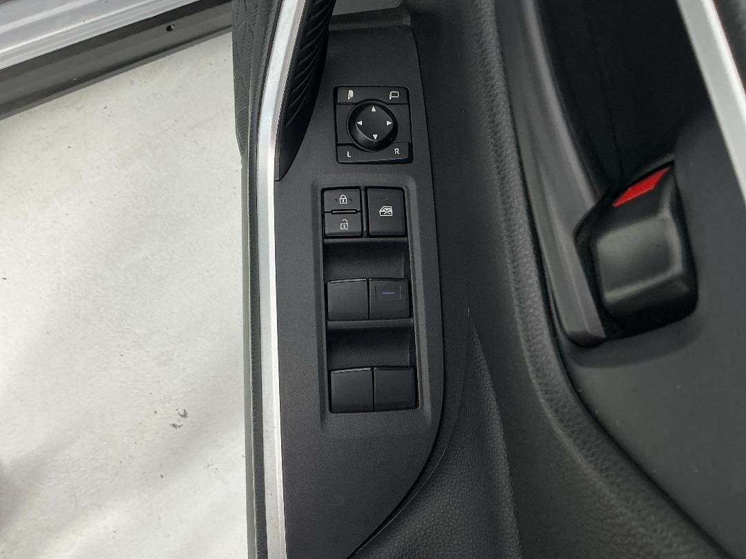 Photo '23' of Toyota Rav4 Photo '23' of Toyota Rav4