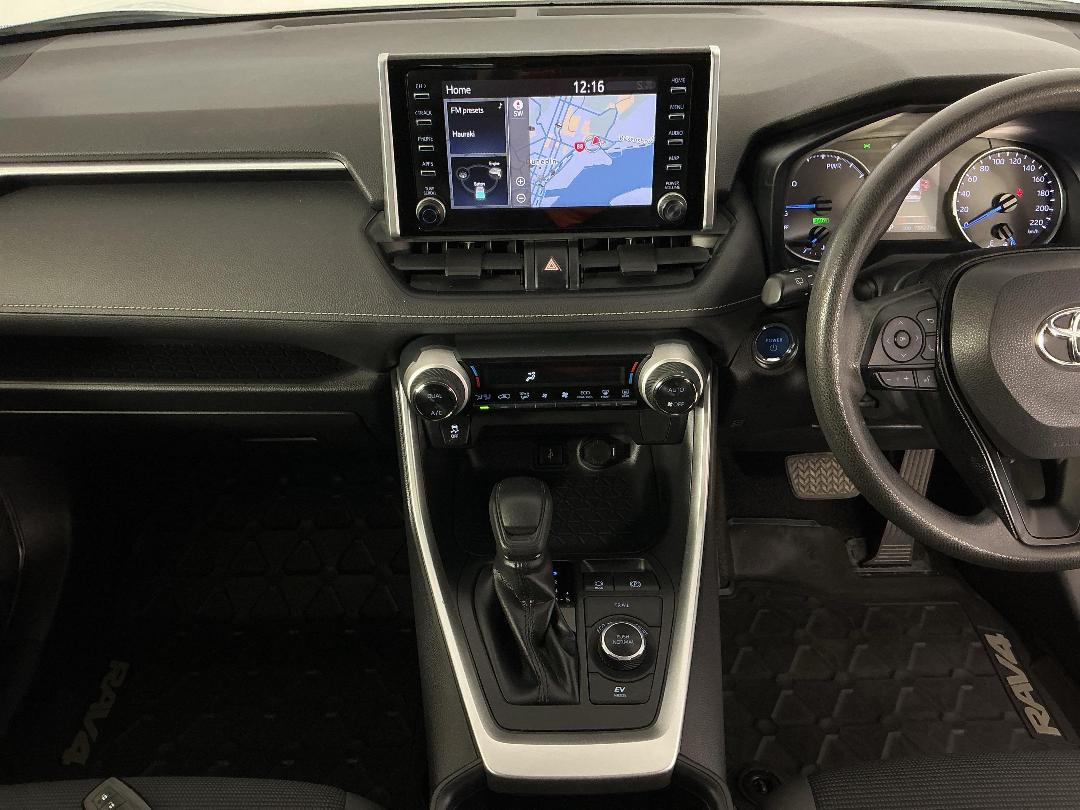 Photo '18' of Toyota Rav4 Photo '18' of Toyota Rav4