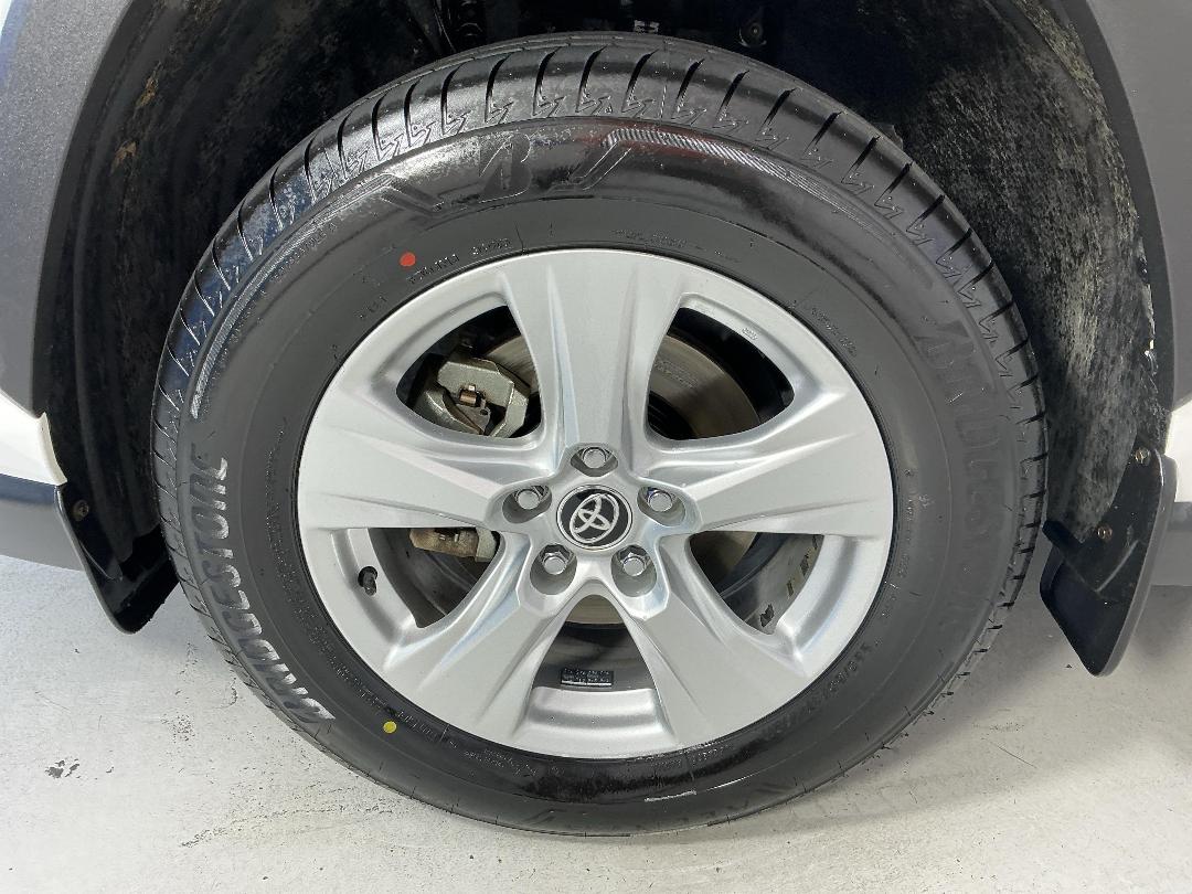 Photo '10' of Toyota Rav4 Photo '10' of Toyota Rav4