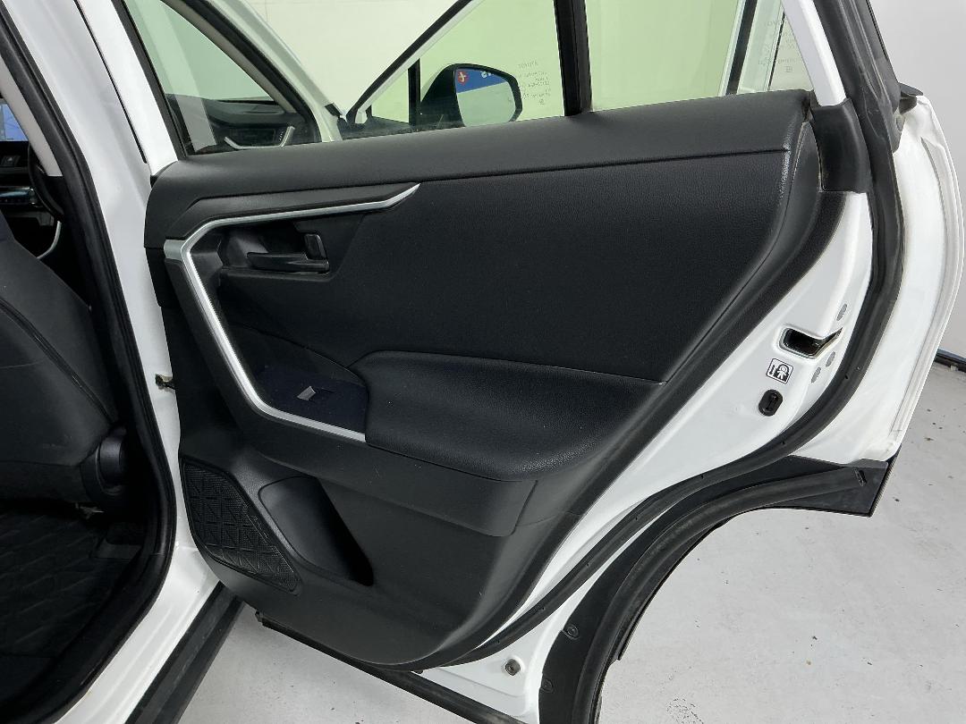 Photo '19' of Toyota Rav4 Photo '19' of Toyota Rav4