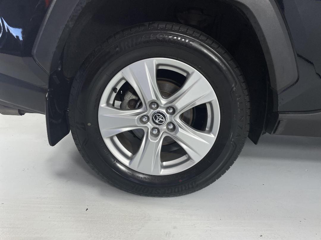 Photo '12' of Toyota Rav4