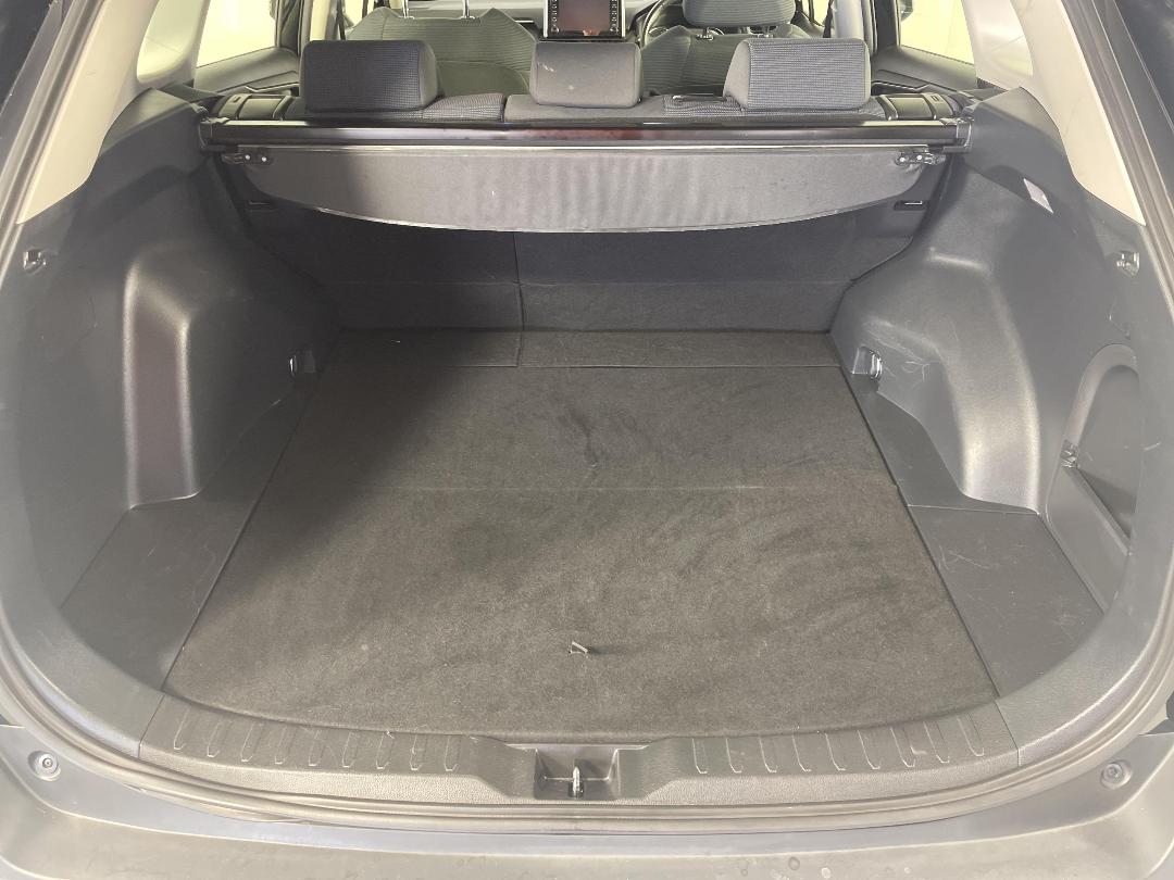 Photo '14' of Toyota Rav4