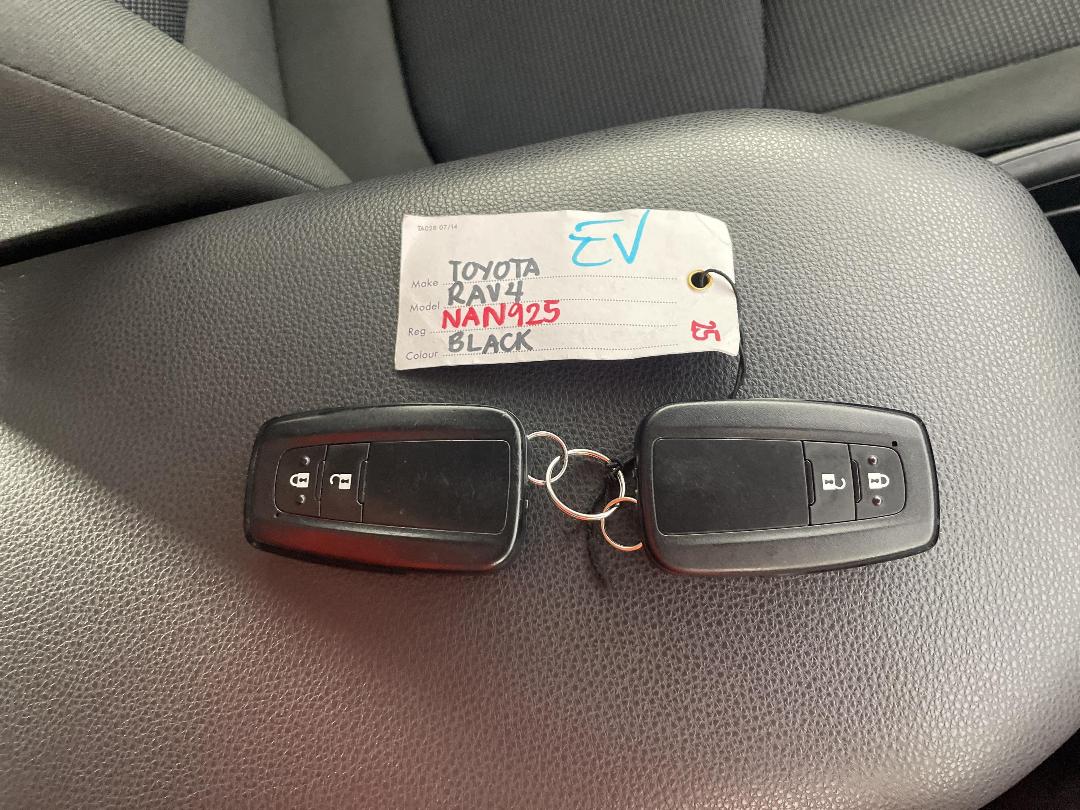 Photo '22' of Toyota Rav4