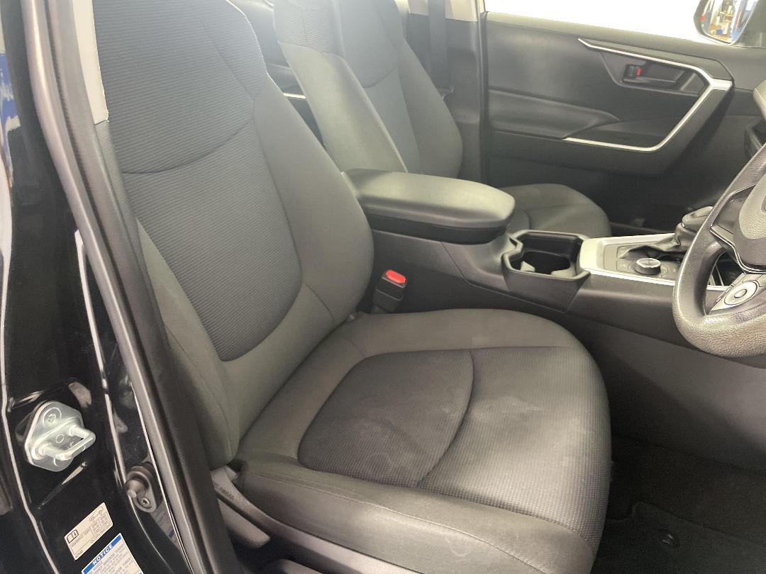 Photo '16' of Toyota Rav4 Photo '16' of Toyota Rav4