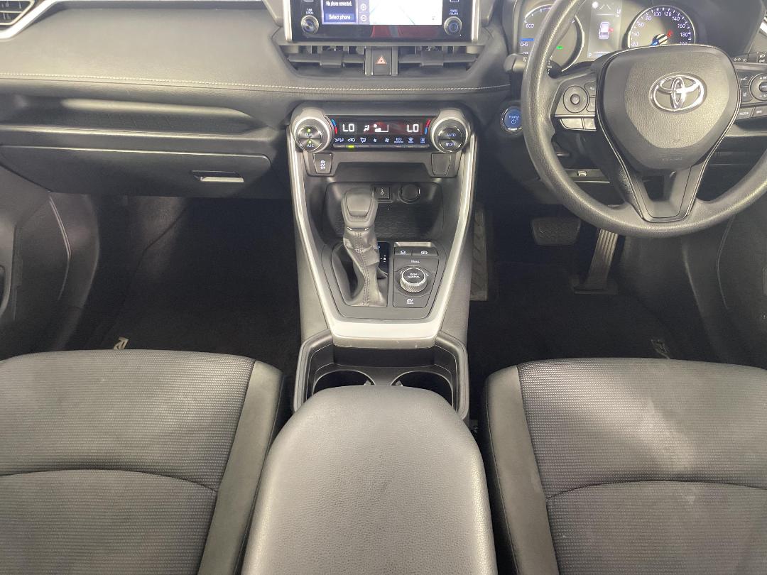 Photo '18' of Toyota Rav4 Photo '18' of Toyota Rav4