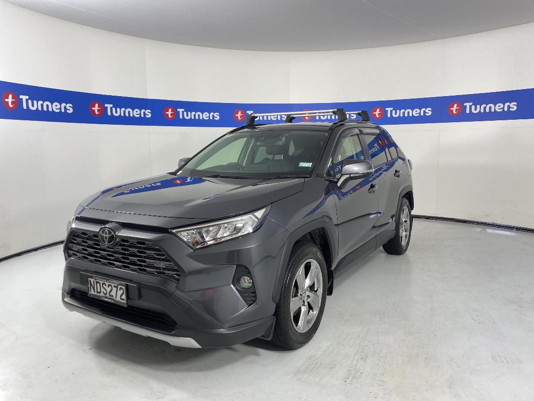 Photo '4' of Toyota Rav4