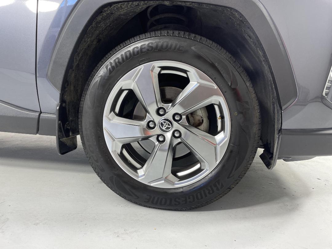 Photo '9' of Toyota Rav4