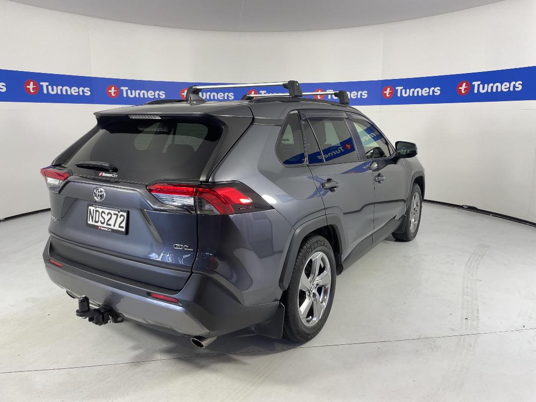 Photo '7' of Toyota Rav4