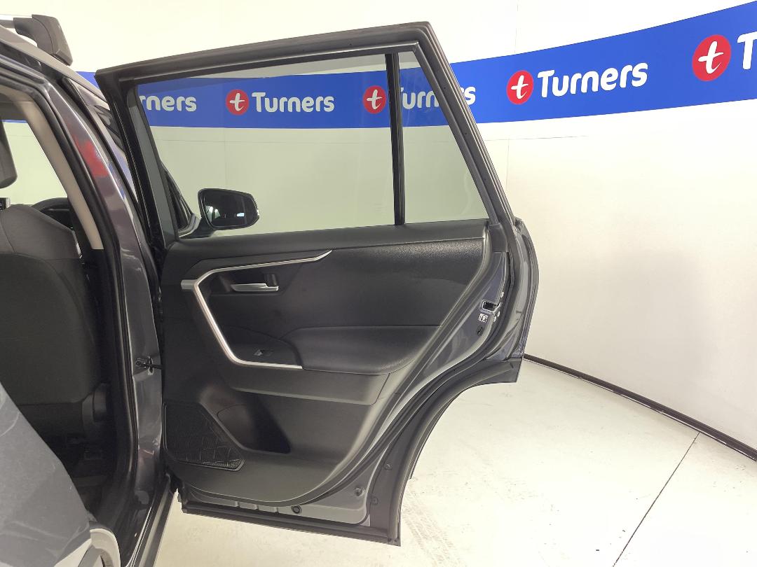 Photo '19' of Toyota Rav4