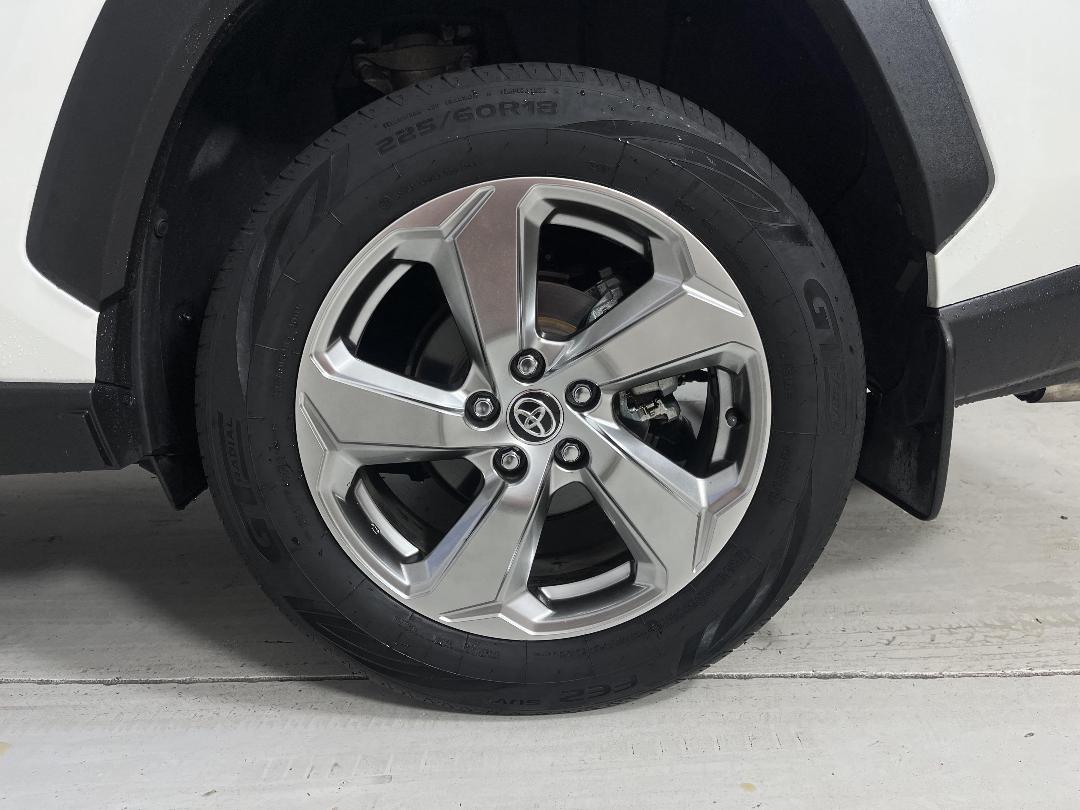 Photo '11' of Toyota Rav4 Photo '11' of Toyota Rav4